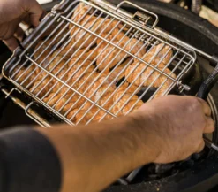 Kamado Joe JoeTisserie Basket Set Spit Mand -Barbecue Benodigdheden Winkel kamado joe joetisserie basket set spit mand 5