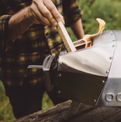 Ooni Eiken Stammetjes 8kg -Barbecue Benodigdheden Winkel ooni eiken stammetjes 8kg 1