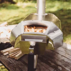 Ooni Eiken Stammetjes 8kg -Barbecue Benodigdheden Winkel ooni eiken stammetjes 8kg 2