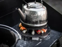 Petromax Gietijzeren Onderzetter Met Pootjes -Barbecue Benodigdheden Winkel petromax gietijzeren onderzetter met pootjes 2