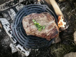 Petromax Gietijzeren Onderzetter Met Pootjes -Barbecue Benodigdheden Winkel petromax gietijzeren onderzetter met pootjes 3